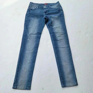 J & P Fashion women's size 11 denim skinny jeans light wash Pockets studded